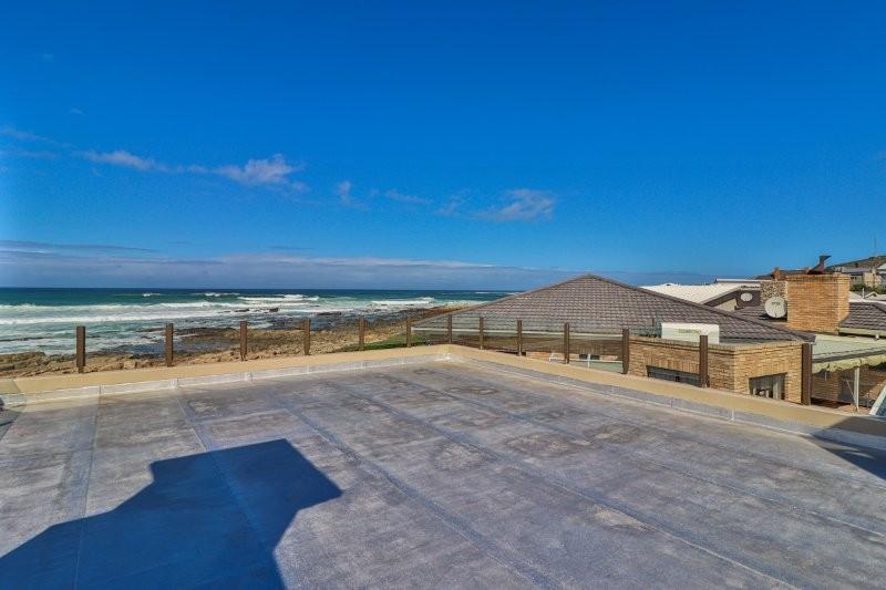 4 Bedroom Property for Sale in Jongensfontein Western Cape